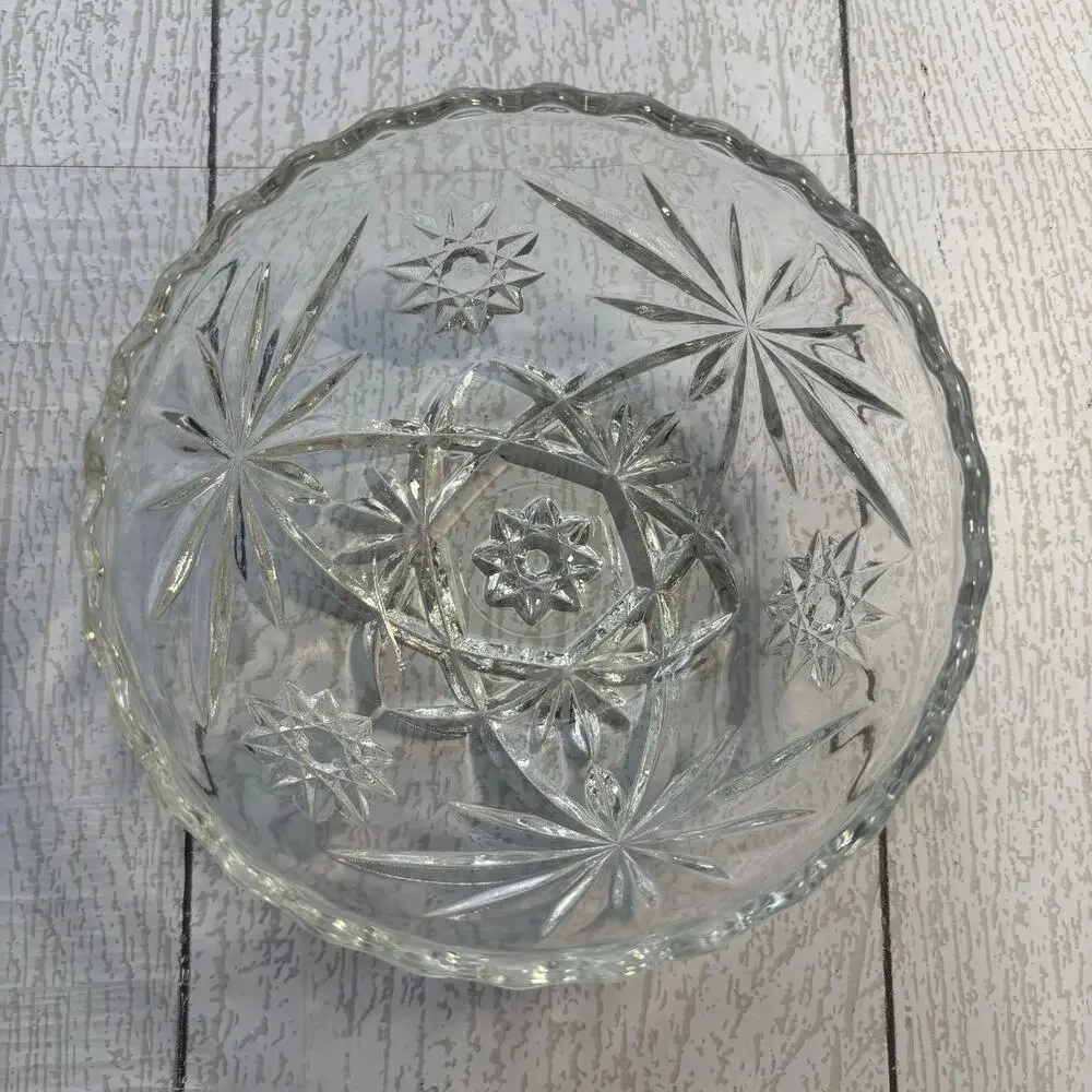 Vintage Anchor Hocking Starburst Glass Serving Bowl